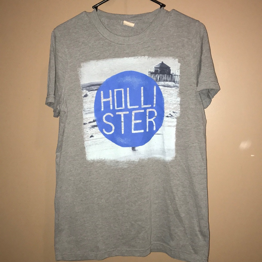 men’s hollister t-shirt